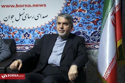  صالحی‌امیری: آمار ورود گردشگران به مثبت ۱۰ درصد رسیده است/ سالیانه ۹ میلیون گردشگر به خارج سفر می‌کنند