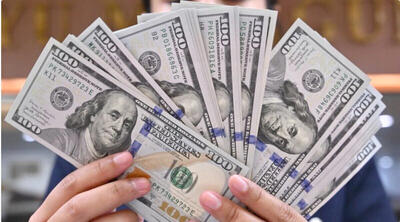 دلار ۱۳۲ هزار تومانی بازار آزاد، قطب‌نمای جدید بازارساز شد؟