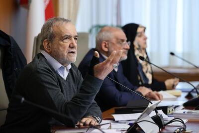 پاسخ پزشکیان درباره مسائل اقتصادی؛ نشست خبری برگزار می‌کنیم