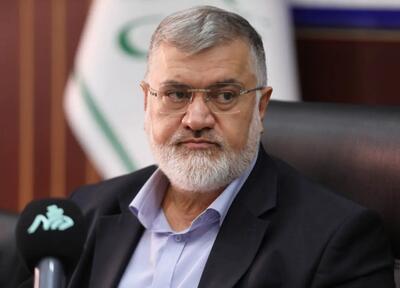 معتمدیان: ناوگان اتوبوسهای تهران با کسری قابل توجهی مواجه است