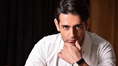  امیرحسین آرمان با عکس کودکی خود همه را غافلگیر کرد؛ از کچلی تا بانمکی!