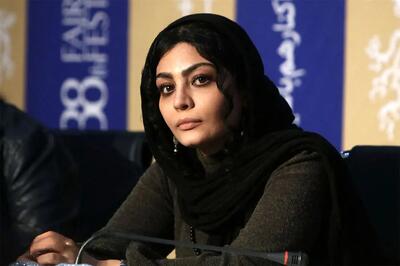 زمستان 1404: صحرا اسداللهی با یک کیف خاص