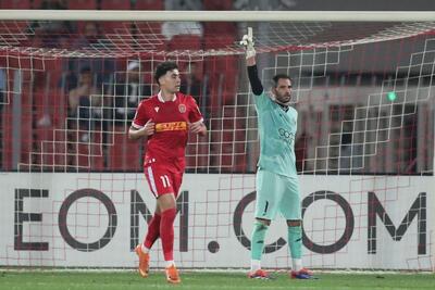 چهارمین کلین شیت مهم دروازه‌بان استقلال مقابل یک تیم قرمزپوش!