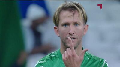 گل دوم الاهلی قطر به اندیجان (دبل و سوپرگل میشل ولپ)