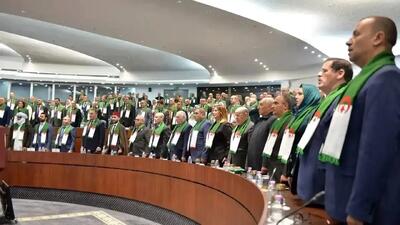 واکنش پارلمان الجزایر به یک قرن استعمار