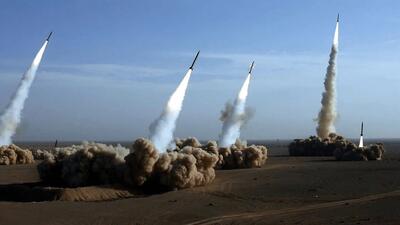 رمزگشایی از حمله اسرائیل به ساختمان شیشه‌ای | عامل اصلی عقب نشینی اسرائیل در جنگ ۱۲ روزه  |  شگفتی‌سازی نسل Z در میدان نبرد