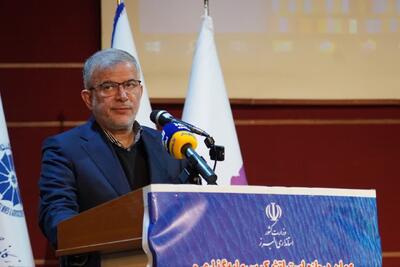  استاندار : توسعه صادرات با محوریت عمان، استراتژی اصلی اقتصادی البرز است