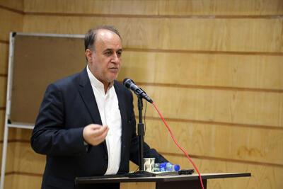 حاجی‌بابایی خط قرمز را کشید؛ بودجه غیرمعیشتی رد می‌شود