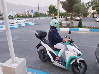 صدور گواهینامه موتورسیکلت بانوان قانونی است؛ مشکل اجراست، نه قانون