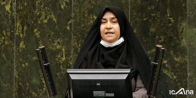  مقصودی: نگاه رهبری به جایگاه زن در این عصر جاهلیت مدرن، مترقی‌ترین است