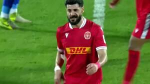 فیلم/ اخراج ولید الحیام و ۱۰ نفره شدن المحرق