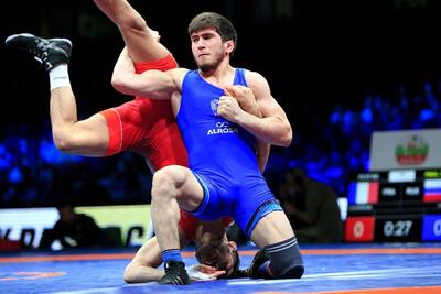 ورود قهرمانان نامدار به کشتی دانشگاهی روسیه؛ اجرای چرخه‌ای کامل از انتخاب تا جهانی در رده دانشجویی