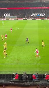 ویدئو: حرکت تماشایی مارتینلی در نبرد تک‌به‌تک - پارس فوتبال