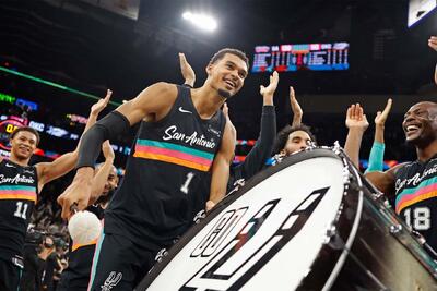  بسکتبال NBA | غول‌کش؟ سن آنتونیو خودش یک غول خفته بود - پارس فوتبال