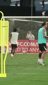 ویدئو: حرکات فلورین ویرتز در تمرینات لیورپول - پارس فوتبال