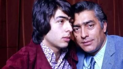  عکس/سفر در زمان/ عکس فردین به همراه پسرش «سعید» در یک کافه در تهران دهه ۵۰ | گلی شی