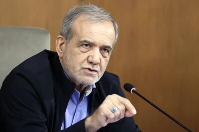  رئیس جمهور: برنامه جامع برای حل ترافیک و آلودگی هوا تدوین شود