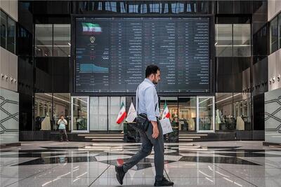 رشد ۹۲ هزار واحدی شاخص بورس | ورود پول حقیقی به بازار رکورد زد (۳ دی ۱۴۰۴)