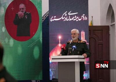 شهید سلیمانی هسته‌های مقاومت جهانی را پایه‌گذاری کرد