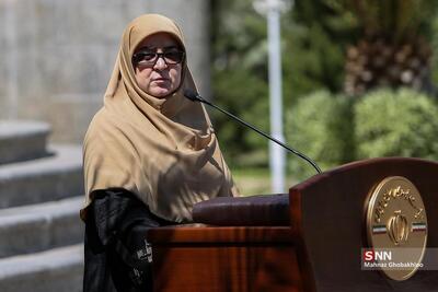 مهاجرانی: ۱۳۲۸ دستگاه اتوبوس درون‌شهری تحویل داده شد/ راه‌اندازی فرایند‌های تولید RDF برای کارخانه‌های سیمان در دستور کار هست + فیلم