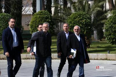 پاسخ پزشکیان به سوال خبرنگاران: ان‌شاءالله نشست می‌گذاریم + فیلم