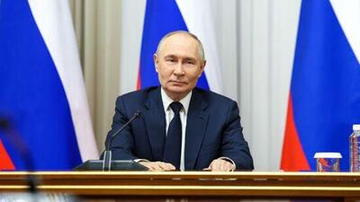  پوتین: روسیه با وجود همه چالش‌ها، رو به جلو و در حال توسعه است