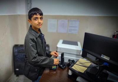 شادی تولد یک نوجوان کرجی، لبخند آزادی را بر لب زندانیان نشاند - تسنیم