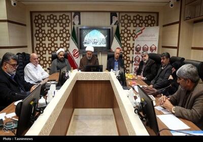 رئیس فدراسیون فوتبال به حوزه علمیه آمد - تسنیم