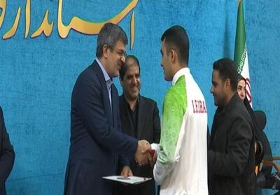 قدردانی از 30 ورزشکار مدال‌آور یزدی در رقابت‌های آسیایی و جهانی - تسنیم