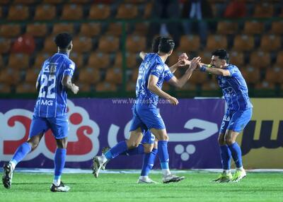 کنایه استقلال با 4 ستاره امید (عکس)