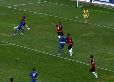 چمن ورزشگاه جدید استقلال ایده‌آل نیست!(عکس)