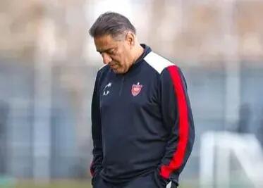  کم‌حاشیه‌ترین مرد کادر فنی پرسپولیس (عکس)