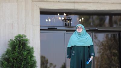 مهاجرانی: ظرفیت تولید انرژی خورشیدی کشور تا دهه فجر به ۱۱ هزار مگاوات افزایش می‌یابد