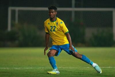 کارت زرد اندونگ در شب پیروزی استقلال