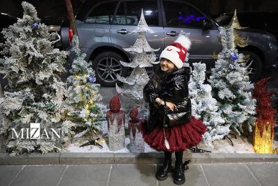  عکس/ حال و هوای کریسمس در تهران