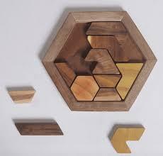 معمای توپ چوبی شش‌تکه‌ای