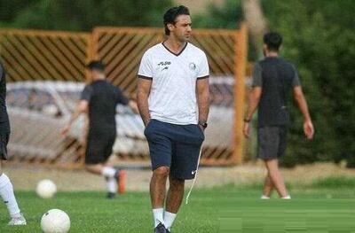 سفر خانوادگی فرهاد مجیدی به امارات خبرساز شد / لحظات جالب و خصوصی فرهاد مجیدی در گشت‌وگذار خانوادگی امارات