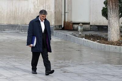 ادعای برخی منابع: محمدرضا فرزین استعفا کرد