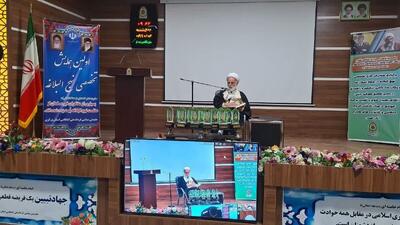  آیت الله دری: رجب ماه بندگی و فرصت‌های بیشمار برای تقرب به خداوند است