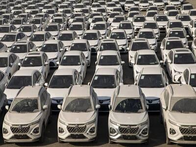 مشارکت ۱۱۰ هزار نفری در ثبت‌نام خودروهای وارداتی