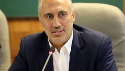 در لایحه بودجه ۱۴۰۵ ارقام با ریال جدید و حذف چهار صفر تنظیم شده است/ درآمد واهی نوشتن یعنی بالا بردن حقوق و بیچاره شدن مردم با تورم