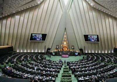 نامه هشدار آمیز ۱۶۵ نماینده مجلس به سران قوا/ریشه تورم ارز است