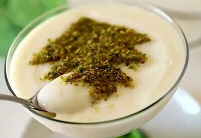  آموزش تهیه فرنی سیب برای روز‌های سرد زمستان+ فیلم