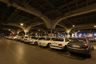 مشکل جای پارک در تهران حل شدنی است؟ / پایتخت ۱.۵ میلیون پارکینگ کم دارد