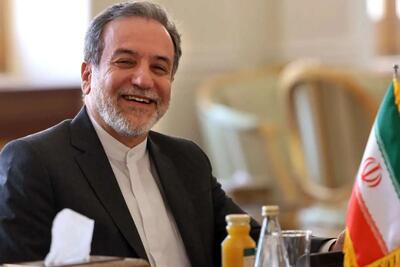 انتقاد طبیبیان، اقتصاددان برجسته، از سخنان عراقچی در مورد برکات تحریم: می‌دانیم که شما در شرایط بدتر هم می‌توانید خوب زندگی کنید، پس از جانب مردم سخن نگویید