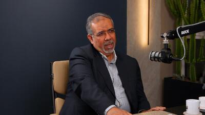 ویدیو/ داود محمدنیا، دیپلمات ارشد پیشین ایران در نیویورک: در سال ۸۴، تیم احمدی‌نژاد می‌خواستند ما یک استقبال ۴۰ کیلومتری از فرودگاه نیویورک تا منهتن برای ایشان تدارک ببینیم