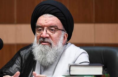 تقدیر احمد خاتمی از یک مرکز فقهی: نشان دادند در صورتی که چاقو از مصادیق آهن باشد، ذبح گوسفند در حج جایز است