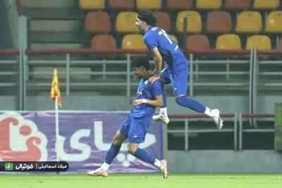 استقلال خوزستان ۲ - ۰ ذوب آهن/ پایان طلسم 8 هفته‌ای