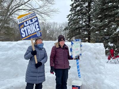 پرستاران آمریکایی در سرما ایستادند و جا نزدند/ اعتصاب‌شکنان موفق می‌شوند؟!