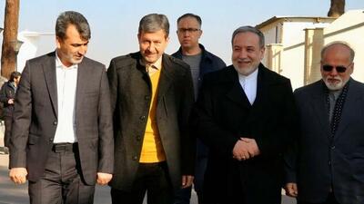 وزیر امورخارجه وارد اصفهان شد